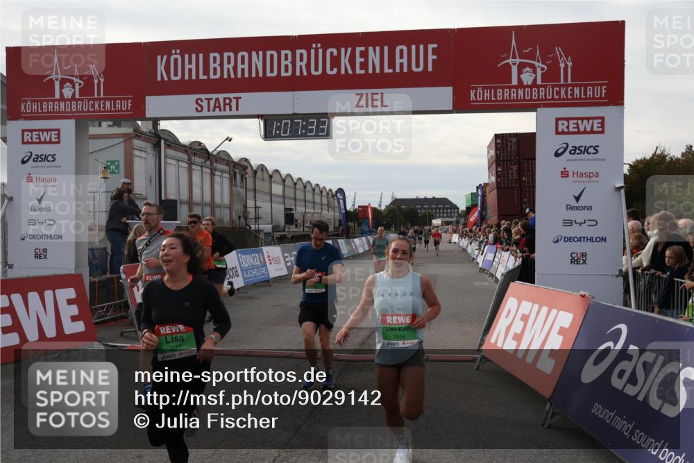 03.10.2025 - Köhlbrandbrückenlauf Julia Fischer http://msf.ph/oto/9029142 03.10.2025 16:07:33 Ziel 7056, 7071, 7172, 7365, 7402, 7434, 7499, 8745, 8862, 8919, 9018, 9261 meine-sportfotos.de