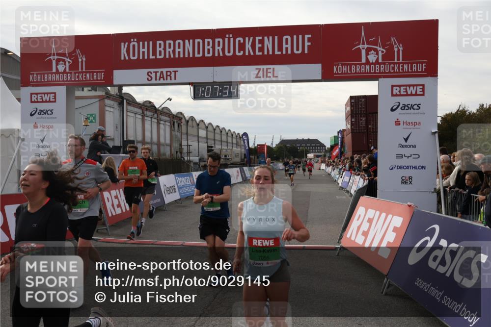 03.10.2025 - Köhlbrandbrückenlauf Julia Fischer http://msf.ph/oto/9029145 03.10.2025 16:07:34 Ziel 7056, 7071, 7172, 7365, 7402, 7434, 7499, 8745, 8862, 8919, 9018, 9261 meine-sportfotos.de