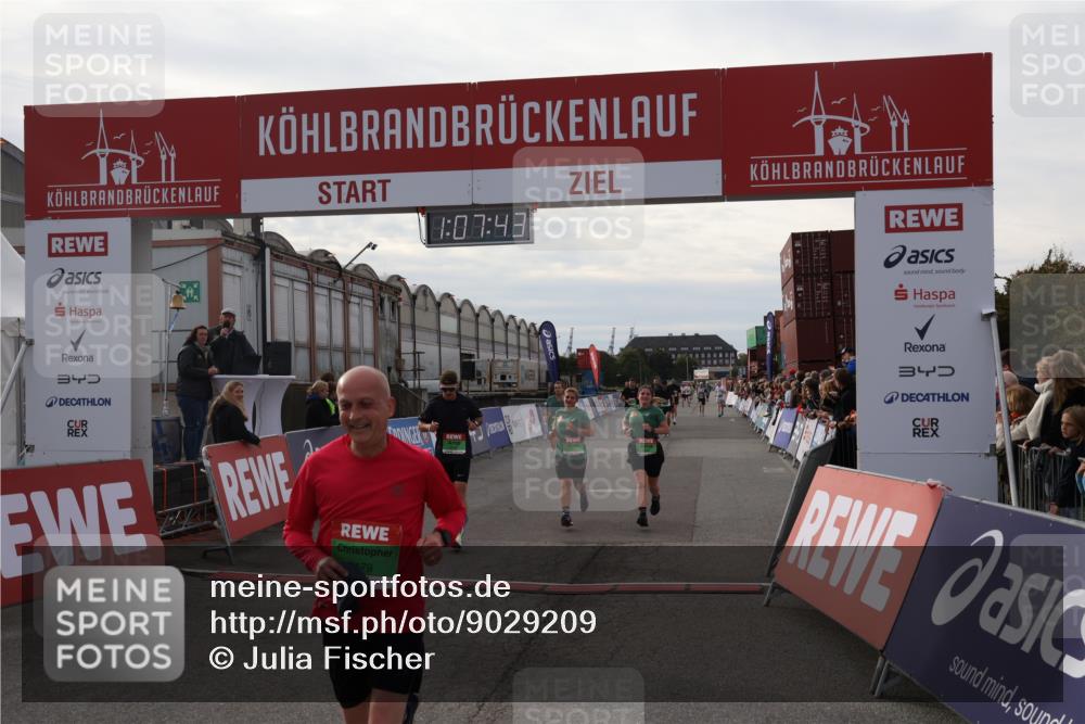 03.10.2025 - Köhlbrandbrückenlauf Julia Fischer http://msf.ph/oto/9029209 03.10.2025 16:07:43 Ziel 7179, 7365, 7588, 7674, 8035, 8745, 8862, 8919, 9020, 9456, 9457 meine-sportfotos.de