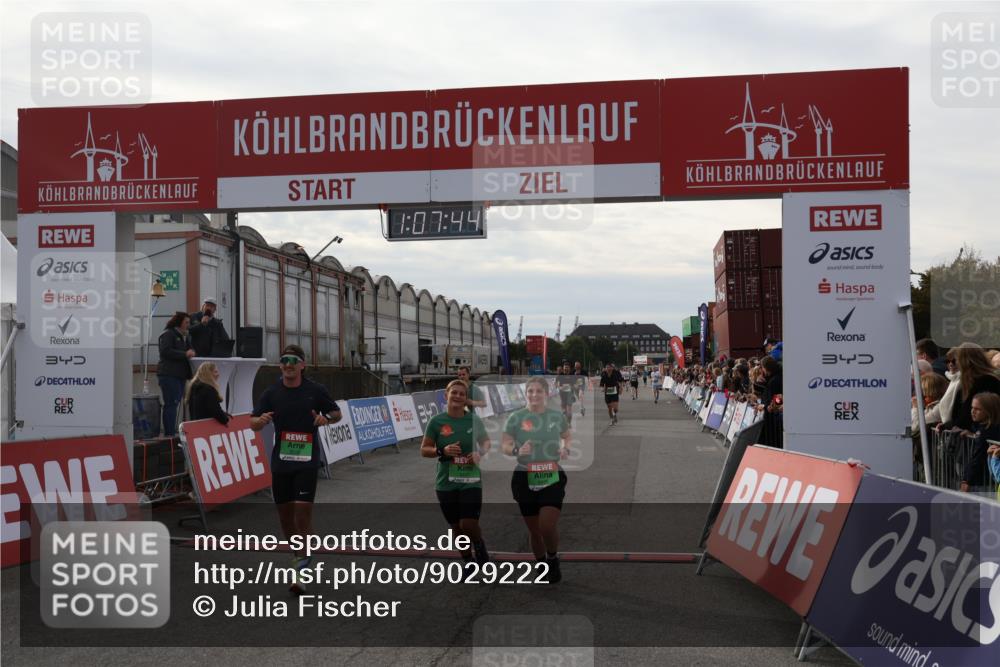03.10.2025 - Köhlbrandbrückenlauf Julia Fischer http://msf.ph/oto/9029222 03.10.2025 16:07:44 Ziel 7179, 7588, 7674, 7780, 8035, 8745, 8862, 8919, 9020, 9099, 9456, 9457 meine-sportfotos.de