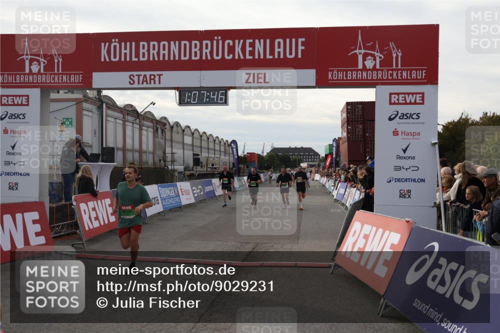 03.10.2025 - Köhlbrandbrückenlauf Julia Fischer http://msf.ph/oto/9029231 03.10.2025 16:07:46 Ziel 7179, 7588, 7674, 7763, 7780, 8035, 8745, 8862, 9020, 9099, 9456, 9457 meine-sportfotos.de