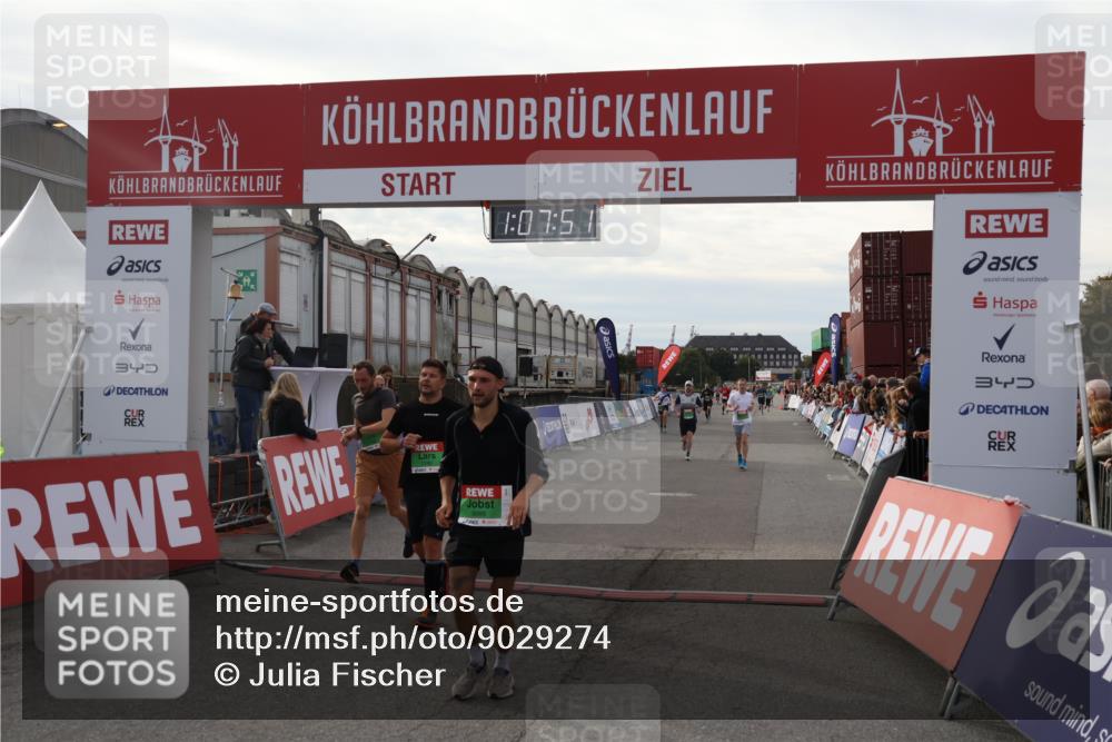 03.10.2025 - Köhlbrandbrückenlauf Julia Fischer http://msf.ph/oto/9029274 03.10.2025 16:07:52 Ziel 7588, 7674, 7713, 7763, 7780, 8035, 9020, 9096, 9099, 9456, 9457 meine-sportfotos.de