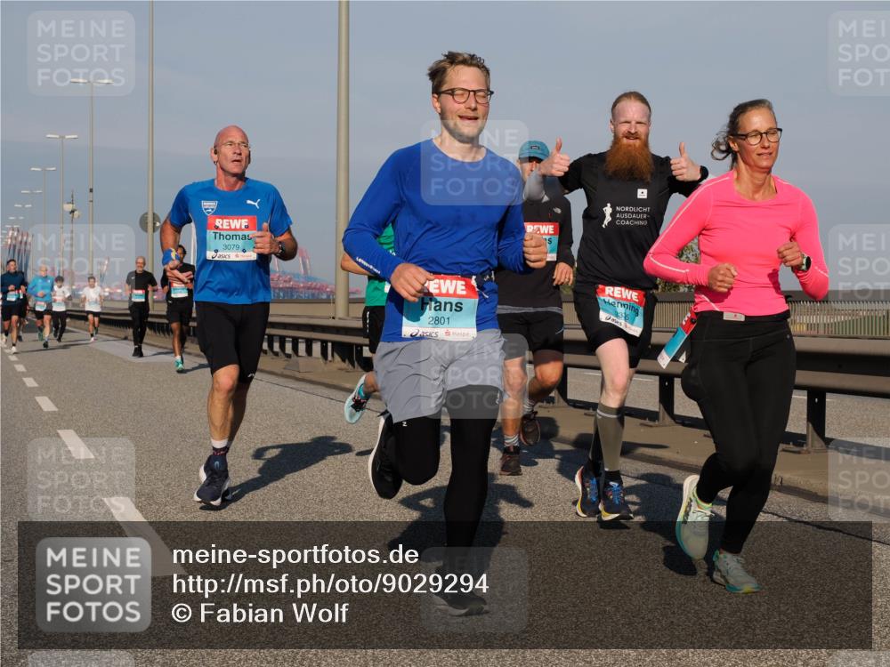 03.10.2025 - Köhlbrandbrückenlauf Fabian Wolf http://msf.ph/oto/9029294 03.10.2025 09:44:16 Position 3 3079, 2801, 3315, 000000020 meine-sportfotos.de