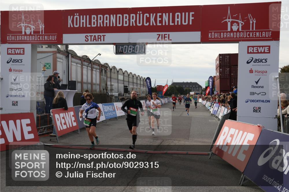 03.10.2025 - Köhlbrandbrückenlauf Julia Fischer http://msf.ph/oto/9029315 03.10.2025 16:08:01 Ziel 7085, 7335, 7494, 7713, 7763, 8824, 9096, 9543 meine-sportfotos.de