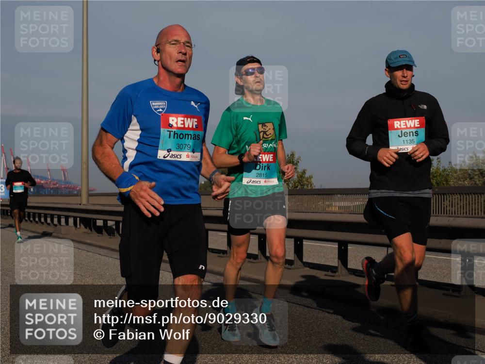 03.10.2025 - Köhlbrandbrückenlauf Fabian Wolf http://msf.ph/oto/9029330 03.10.2025 09:44:17 Position 3 3, 3079, 2815, 1135 meine-sportfotos.de