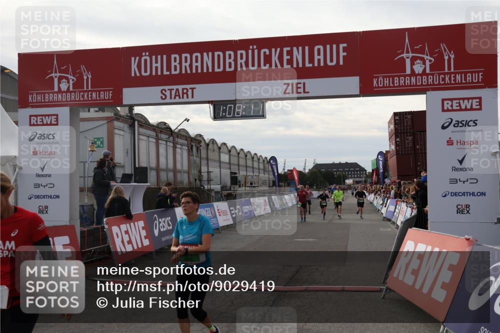03.10.2025 - Köhlbrandbrückenlauf Julia Fischer http://msf.ph/oto/9029419 03.10.2025 16:08:11 Ziel 7019, 7310, 7311, 7319, 7335, 7494, 7506, 8265, 9072, 9543 meine-sportfotos.de