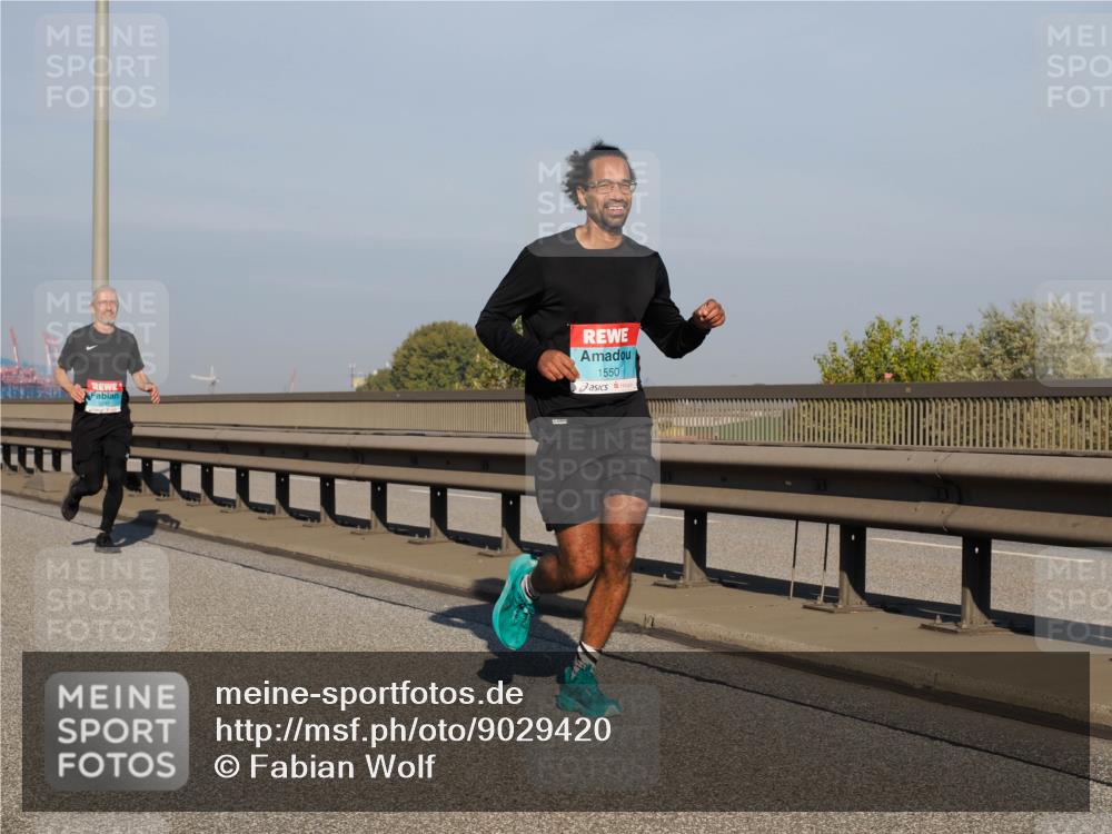 03.10.2025 - Köhlbrandbrückenlauf Fabian Wolf http://msf.ph/oto/9029420 03.10.2025 09:44:22 Position 3 5, 1550 meine-sportfotos.de