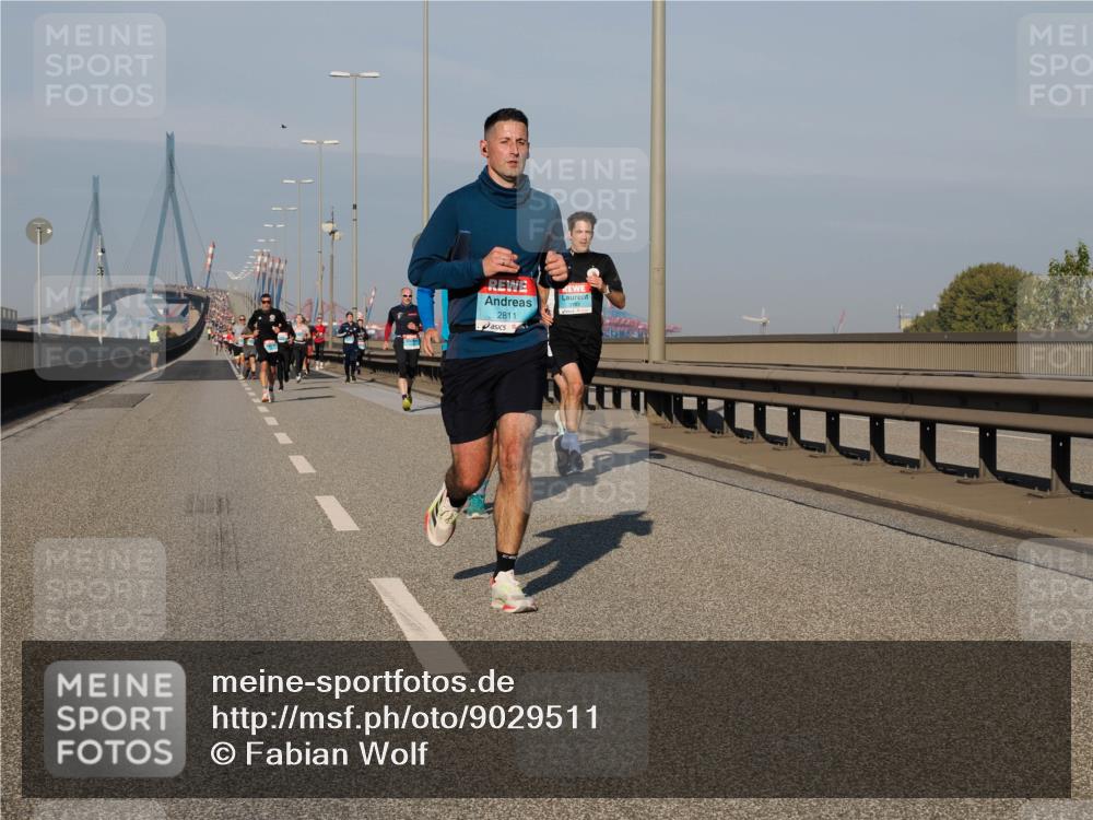 03.10.2025 - Köhlbrandbrückenlauf Fabian Wolf http://msf.ph/oto/9029511 03.10.2025 09:44:25 Position 3 2811 meine-sportfotos.de