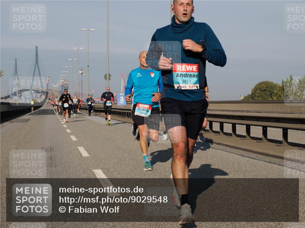 03.10.2025 - Köhlbrandbrückenlauf Fabian Wolf http://msf.ph/oto/9029548 03.10.2025 09:44:26 Position 3 2811, 1094 meine-sportfotos.de