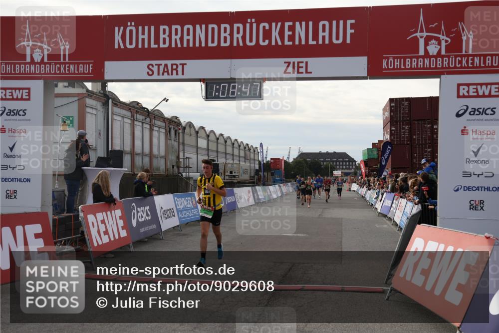 03.10.2025 - Köhlbrandbrückenlauf Julia Fischer http://msf.ph/oto/9029608 03.10.2025 16:08:48 Ziel 7191, 7283, 7339, 7360, 7616, 8118, 8846 meine-sportfotos.de