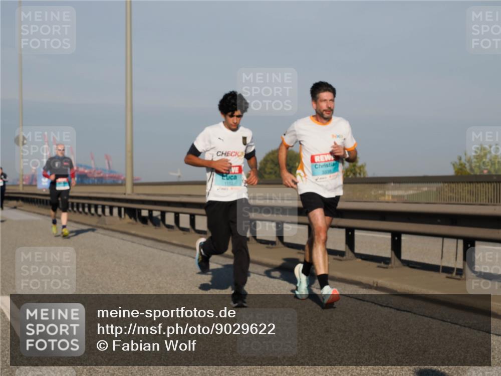 03.10.2025 - Köhlbrandbrückenlauf Fabian Wolf http://msf.ph/oto/9029622 03.10.2025 09:44:29 Position 3 1112, 3338 meine-sportfotos.de