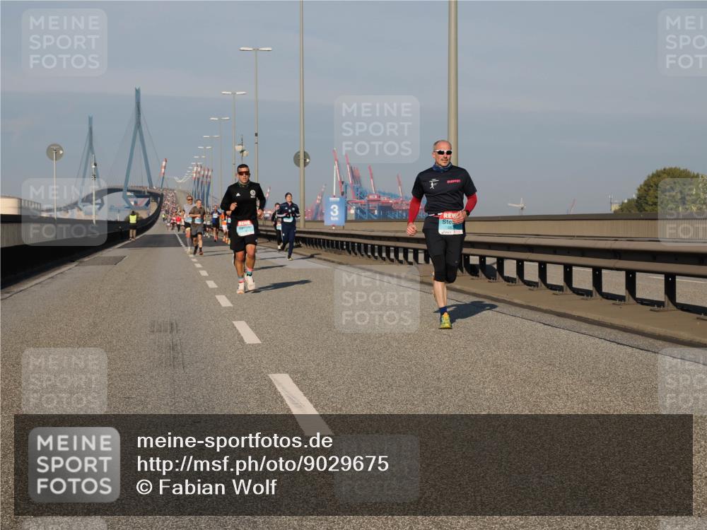 03.10.2025 - Köhlbrandbrückenlauf Fabian Wolf http://msf.ph/oto/9029675 03.10.2025 09:44:30 Position 3 3 meine-sportfotos.de