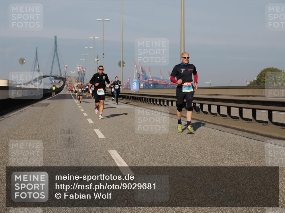 03.10.2025 - Köhlbrandbrückenlauf Fabian Wolf http://msf.ph/oto/9029681 03.10.2025 09:44:31 Position 3 282 meine-sportfotos.de