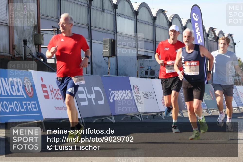 03.10.2025 - Köhlbrandbrückenlauf Luisa Fischer http://msf.ph/oto/9029702 03.10.2025 13:02:58 Ziel 4095, 4137, 4203, 4279, 4294, 4619, 4747, 6175, 6447, 6655, 6770 meine-sportfotos.de