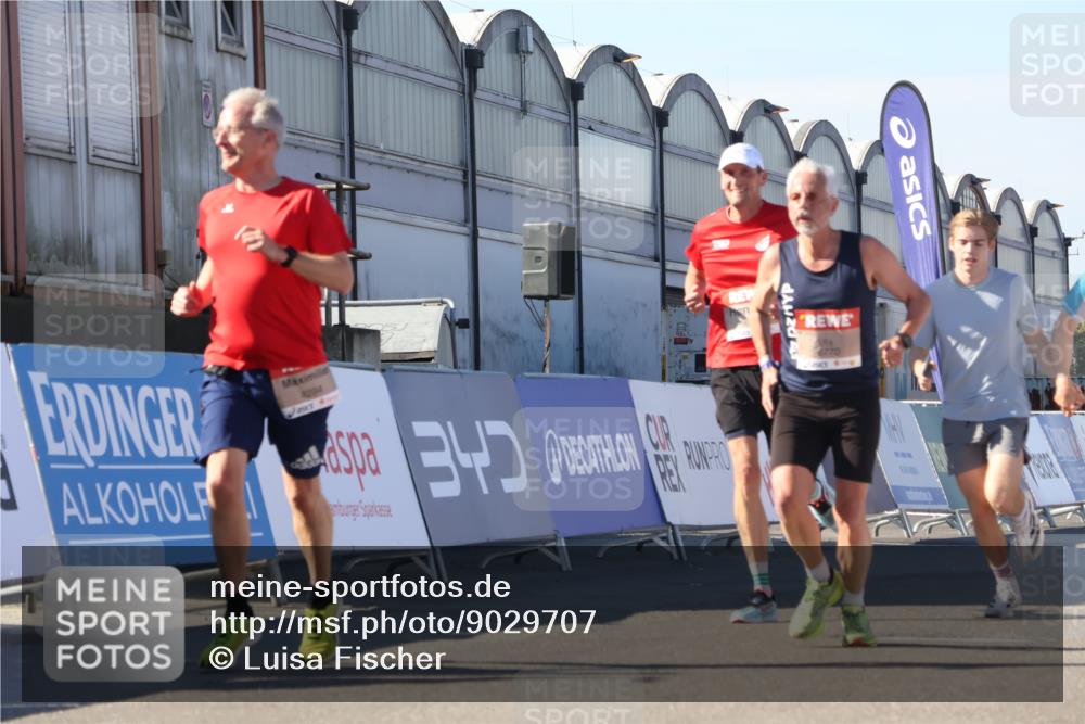 03.10.2025 - Köhlbrandbrückenlauf Luisa Fischer http://msf.ph/oto/9029707 03.10.2025 13:02:59 Ziel 4095, 4137, 4203, 4279, 4294, 4619, 4747, 6175, 6447, 6655, 6770 meine-sportfotos.de