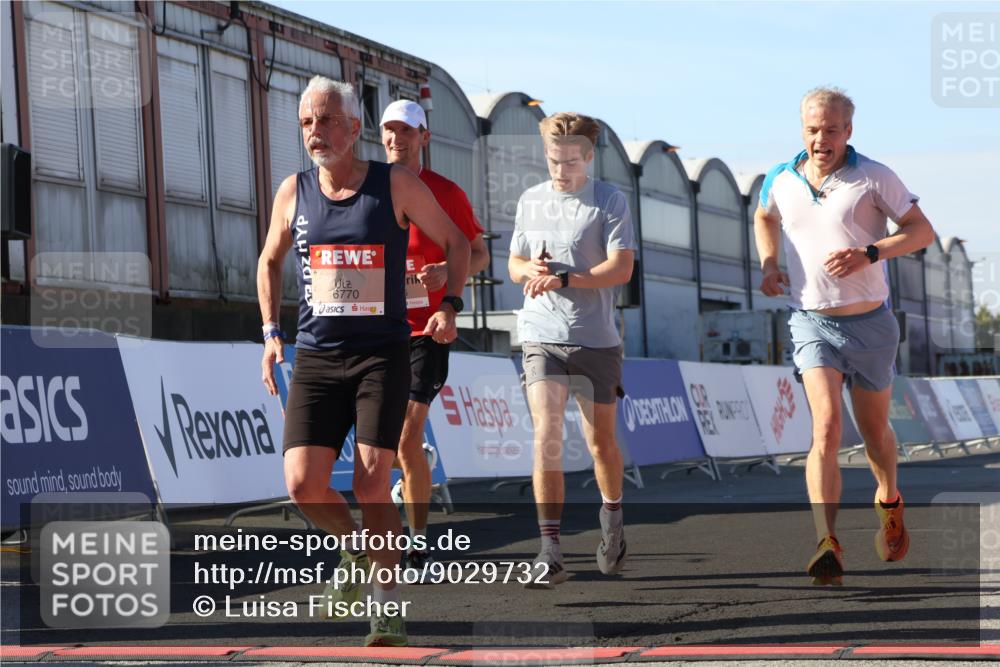 03.10.2025 - Köhlbrandbrückenlauf Luisa Fischer http://msf.ph/oto/9029732 03.10.2025 13:03:01 Ziel 4095, 4137, 4203, 4279, 4294, 4619, 4747, 6655, 6770 meine-sportfotos.de