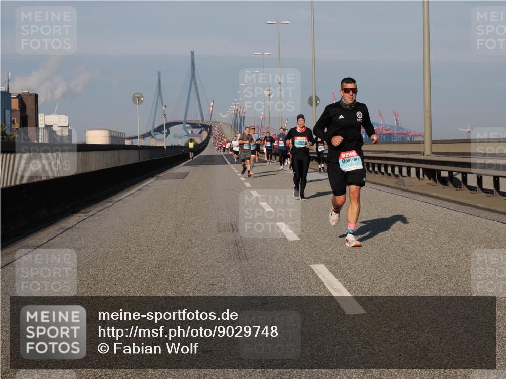 03.10.2025 - Köhlbrandbrückenlauf Fabian Wolf http://msf.ph/oto/9029748 03.10.2025 09:44:33 Position 3 1167 meine-sportfotos.de