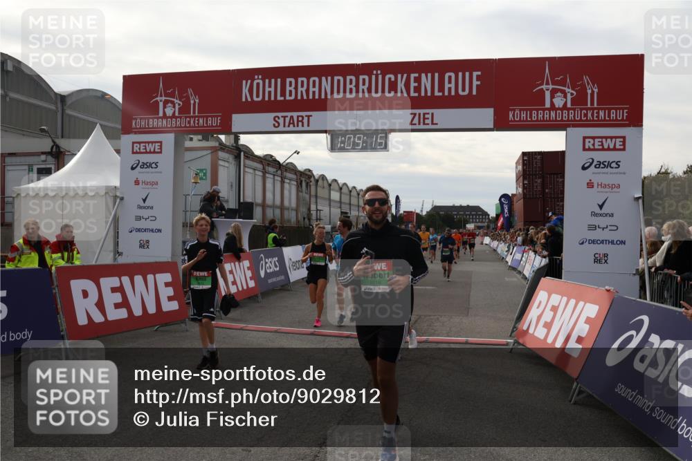 03.10.2025 - Köhlbrandbrückenlauf Julia Fischer http://msf.ph/oto/9029812 03.10.2025 16:09:15 Ziel 7379, 7447, 7501, 7558, 7702, 7822, 7823, 8217, 8348, 8763, 8797, 9019, 9091, 9139, 9216, 9739, 9752 meine-sportfotos.de