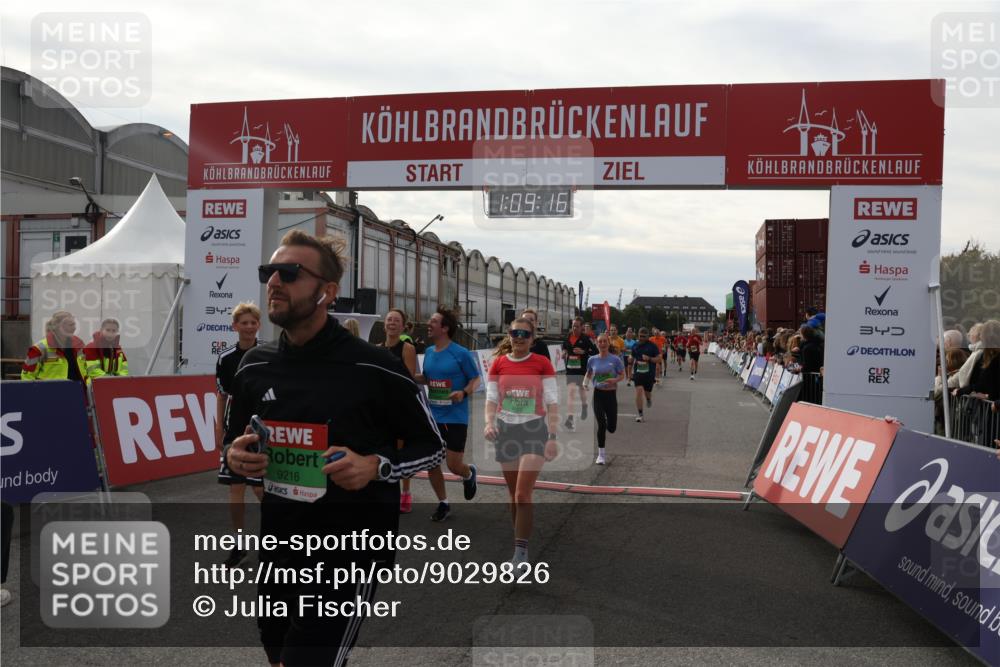 03.10.2025 - Köhlbrandbrückenlauf Julia Fischer http://msf.ph/oto/9029826 03.10.2025 16:09:16 Ziel 7379, 7447, 7501, 7558, 7702, 7822, 7823, 8217, 8348, 8763, 8797, 9019, 9091, 9139, 9151, 9216, 9739, 9752, 9753 meine-sportfotos.de