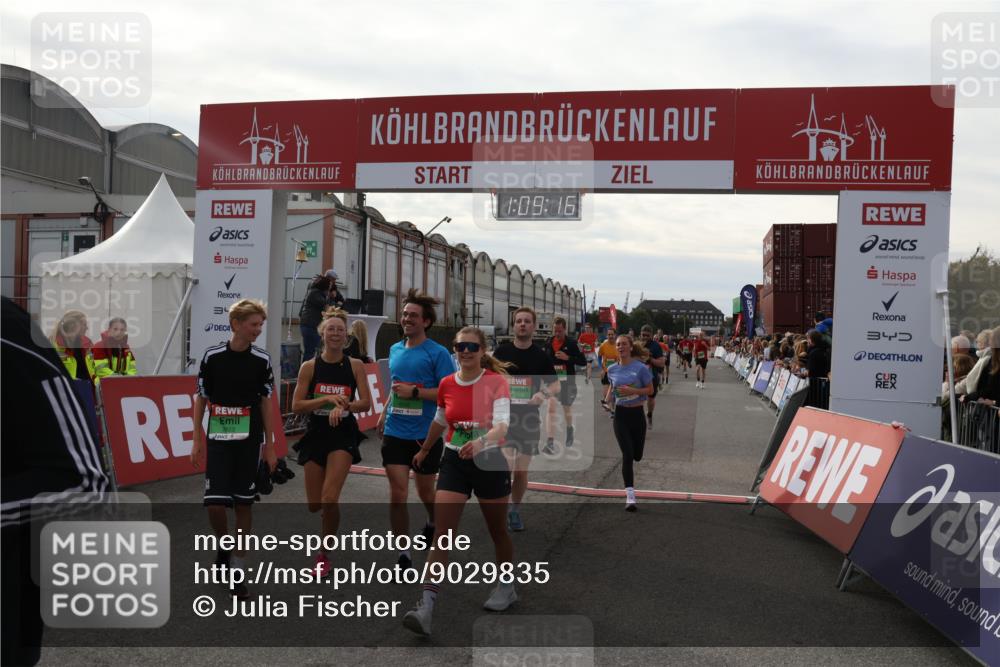 03.10.2025 - Köhlbrandbrückenlauf Julia Fischer http://msf.ph/oto/9029835 03.10.2025 16:09:16 Ziel 7379, 7447, 7501, 7558, 7702, 7822, 7823, 8217, 8348, 8763, 8797, 9019, 9091, 9139, 9151, 9216, 9739, 9752, 9753 meine-sportfotos.de