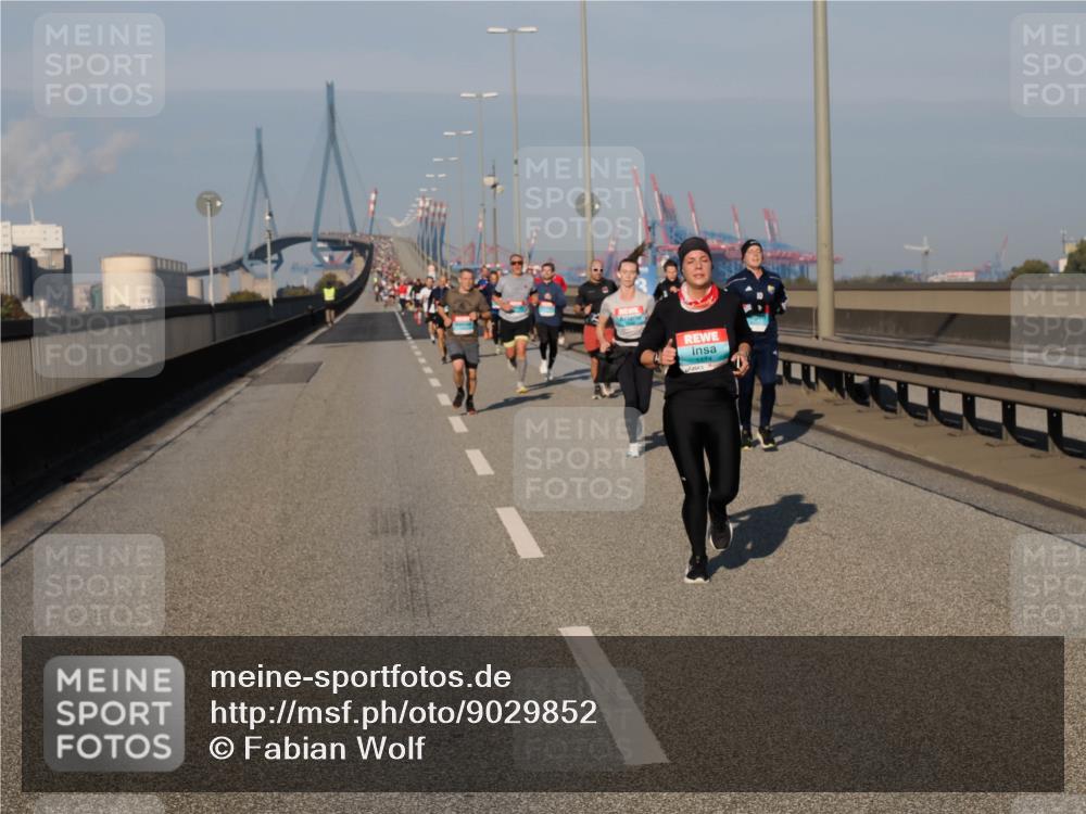 03.10.2025 - Köhlbrandbrückenlauf Fabian Wolf http://msf.ph/oto/9029852 03.10.2025 09:44:36 Position 3  meine-sportfotos.de