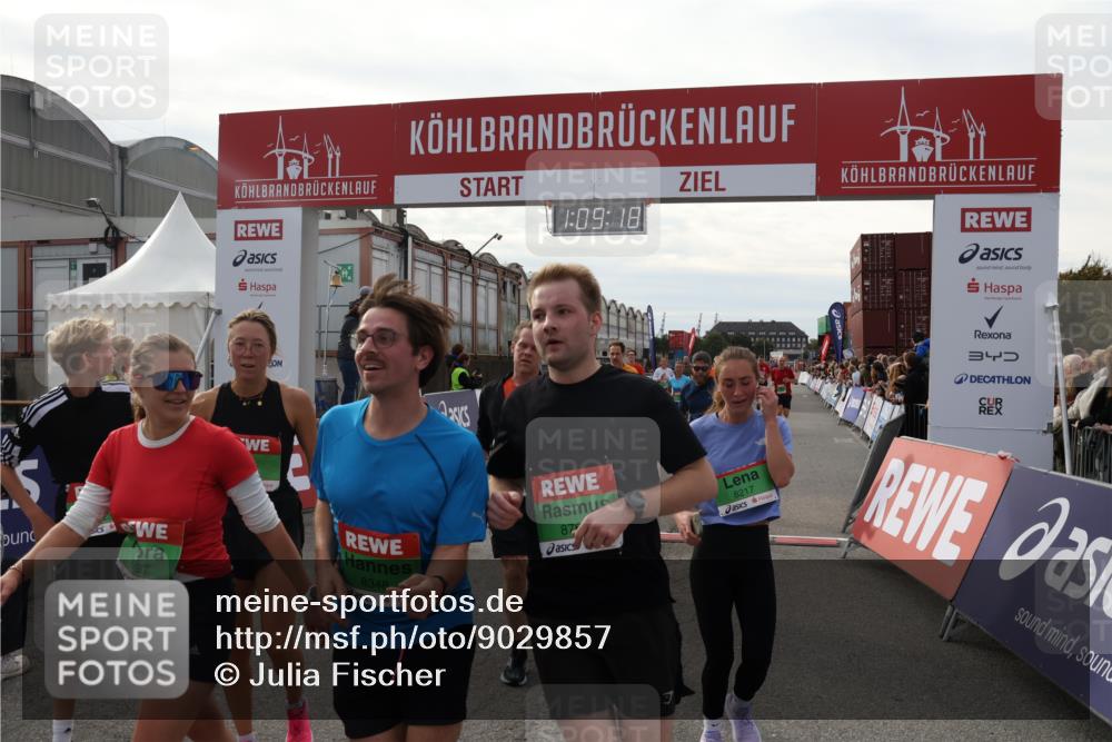 03.10.2025 - Köhlbrandbrückenlauf Julia Fischer http://msf.ph/oto/9029857 03.10.2025 16:09:18 Ziel 7379, 7395, 7447, 7558, 7702, 7822, 7823, 8217, 8348, 8541, 8763, 8797, 9019, 9091, 9139, 9151, 9216, 9334, 9739, 9752, 9753 meine-sportfotos.de
