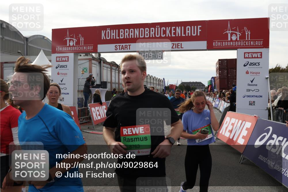 03.10.2025 - Köhlbrandbrückenlauf Julia Fischer http://msf.ph/oto/9029864 03.10.2025 16:09:18 Ziel 7379, 7395, 7447, 7558, 7702, 7822, 7823, 8217, 8348, 8541, 8763, 8797, 9019, 9091, 9139, 9151, 9216, 9334, 9739, 9752, 9753 meine-sportfotos.de