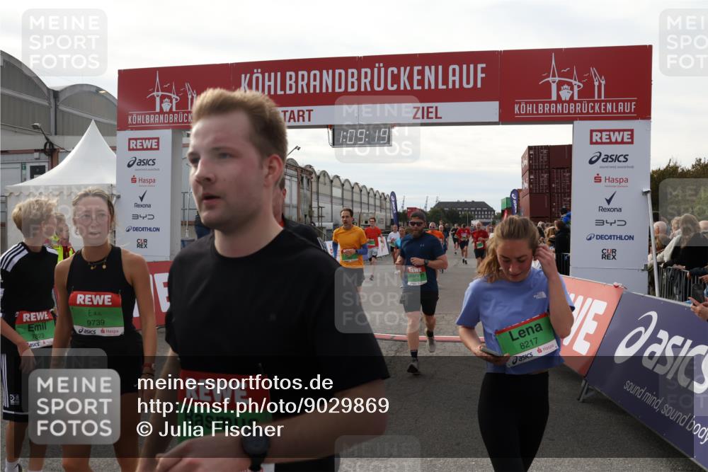 03.10.2025 - Köhlbrandbrückenlauf Julia Fischer http://msf.ph/oto/9029869 03.10.2025 16:09:19 Ziel 7379, 7395, 7447, 7558, 7702, 7822, 7823, 8217, 8348, 8541, 8763, 8797, 8823, 9019, 9091, 9139, 9151, 9216, 9334, 9470, 9739, 9752, 9753 meine-sportfotos.de