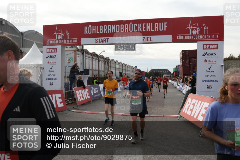 03.10.2025 - Köhlbrandbrückenlauf Julia Fischer http://msf.ph/oto/9029875 03.10.2025 16:09:19 Ziel 7379, 7395, 7447, 7558, 7702, 7822, 7823, 8217, 8348, 8541, 8763, 8797, 8823, 9019, 9091, 9139, 9151, 9216, 9334, 9470, 9739, 9752, 9753 meine-sportfotos.de