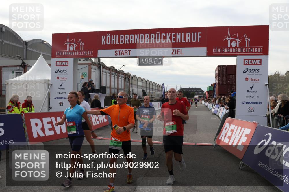 03.10.2025 - Köhlbrandbrückenlauf Julia Fischer http://msf.ph/oto/9029902 03.10.2025 16:09:23 Ziel 7395, 7447, 7558, 7702, 7822, 8217, 8348, 8541, 8763, 8788, 8797, 8823, 9019, 9091, 9151, 9334, 9470, 9739, 9752, 9753 meine-sportfotos.de