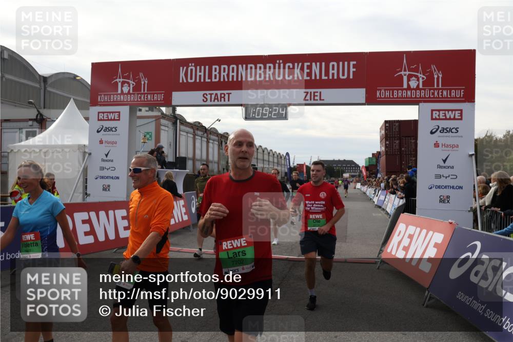03.10.2025 - Köhlbrandbrückenlauf Julia Fischer http://msf.ph/oto/9029911 03.10.2025 16:09:24 Ziel 7345, 7395, 7447, 7558, 7702, 7822, 8217, 8348, 8541, 8763, 8788, 8797, 8823, 9019, 9091, 9151, 9334, 9470, 9739, 9752, 9753 meine-sportfotos.de