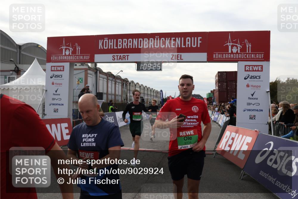 03.10.2025 - Köhlbrandbrückenlauf Julia Fischer http://msf.ph/oto/9029924 03.10.2025 16:09:25 Ziel 7345, 7395, 7447, 7558, 7702, 7822, 8217, 8348, 8541, 8763, 8788, 8823, 9019, 9091, 9151, 9334, 9470, 9752, 9753 meine-sportfotos.de