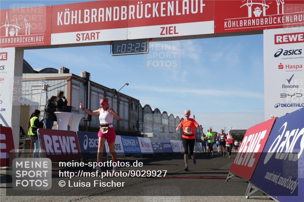 03.10.2025 - Köhlbrandbrückenlauf Luisa Fischer http://msf.ph/oto/9029927 03.10.2025 13:03:24 Ziel 4208, 4225, 4252, 4268, 4283, 4300, 4454, 4856, 5048, 5063, 6194, 6207, 6279, 6612, 6632 meine-sportfotos.de