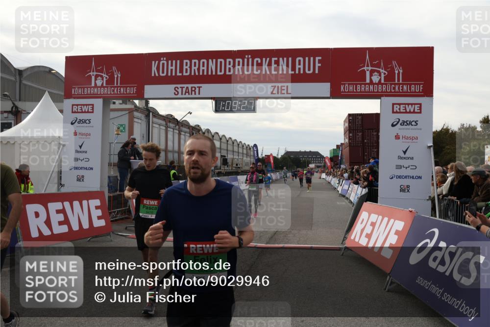 03.10.2025 - Köhlbrandbrückenlauf Julia Fischer http://msf.ph/oto/9029946 03.10.2025 16:09:27 Ziel 7345, 7395, 7447, 7558, 7609, 7702, 7822, 8541, 8788, 8823, 9019, 9151, 9334, 9410, 9470, 9752, 9753 meine-sportfotos.de