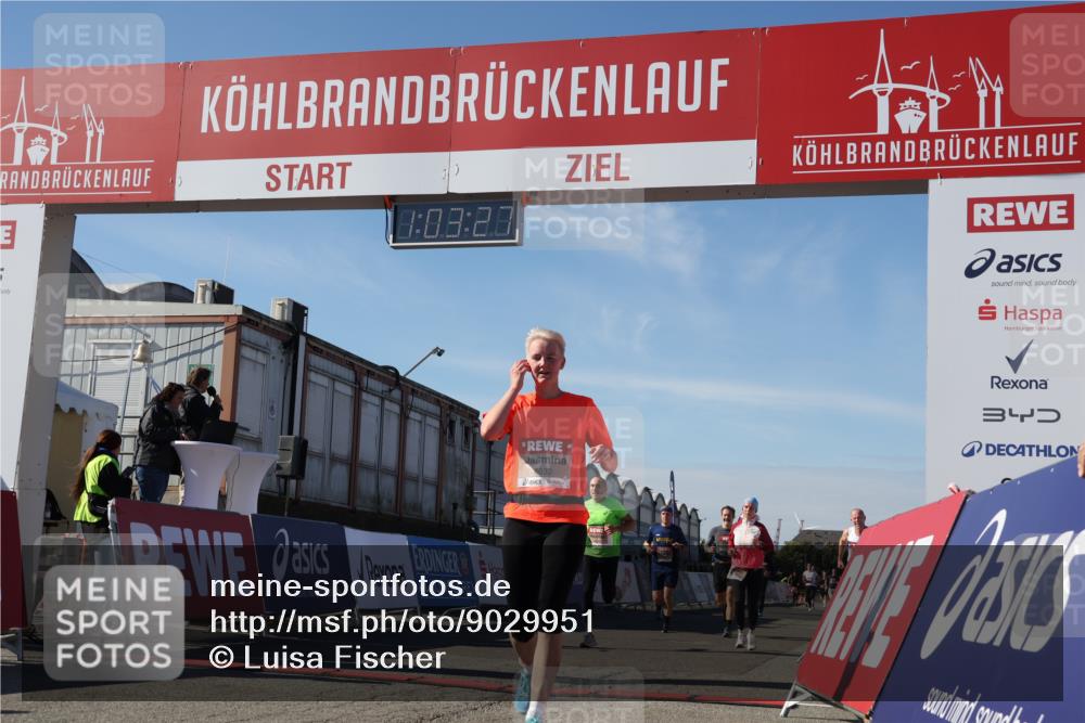 03.10.2025 - Köhlbrandbrückenlauf Luisa Fischer http://msf.ph/oto/9029951 03.10.2025 13:03:26 Ziel 4208, 4214, 4225, 4252, 4268, 4283, 4300, 4454, 4856, 5063, 5707, 6194, 6207, 6279, 6612, 6632 meine-sportfotos.de