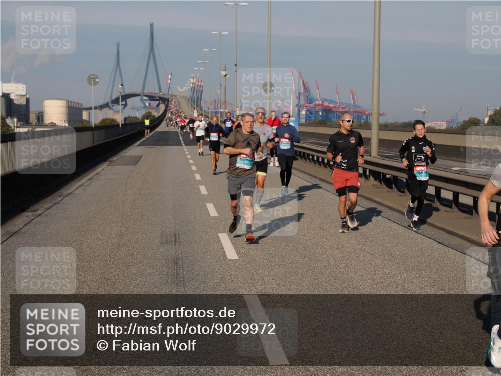 03.10.2025 - Köhlbrandbrückenlauf Fabian Wolf http://msf.ph/oto/9029972 03.10.2025 09:44:40 Position 3 1142 meine-sportfotos.de
