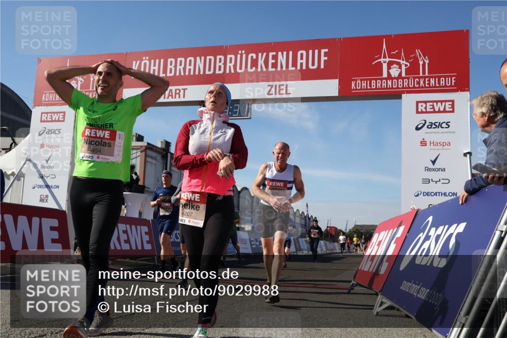 03.10.2025 - Köhlbrandbrückenlauf Luisa Fischer http://msf.ph/oto/9029988 03.10.2025 13:03:29 Ziel 4214, 4225, 4252, 4268, 4283, 4300, 4454, 4507, 5063, 5707, 6194, 6207, 6632 meine-sportfotos.de