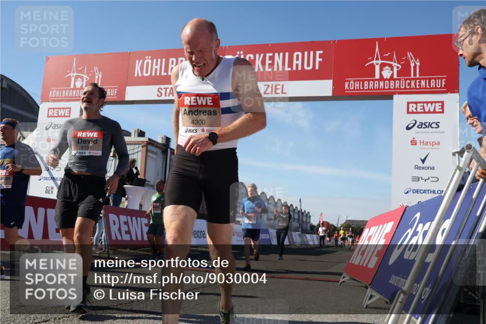 03.10.2025 - Köhlbrandbrückenlauf Luisa Fischer http://msf.ph/oto/9030004 03.10.2025 13:03:31 Ziel 4214, 4225, 4252, 4283, 4300, 4454, 4507, 5063, 5707, 6194, 6207, 6632 meine-sportfotos.de