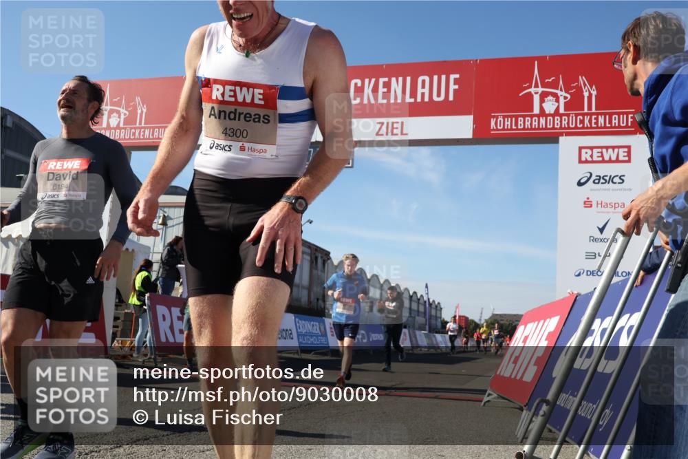 03.10.2025 - Köhlbrandbrückenlauf Luisa Fischer http://msf.ph/oto/9030008 03.10.2025 13:03:31 Ziel 4214, 4225, 4252, 4283, 4300, 4454, 4507, 5063, 5707, 6194, 6207, 6632 meine-sportfotos.de