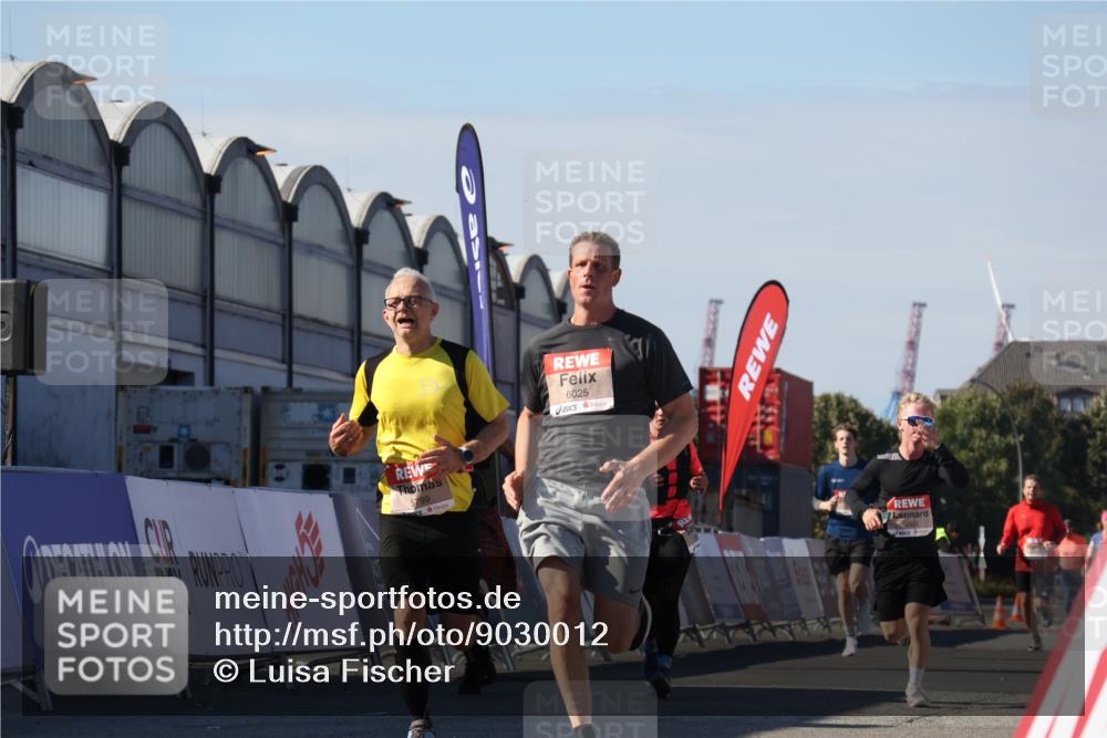 03.10.2025 - Köhlbrandbrückenlauf Luisa Fischer http://msf.ph/oto/9030012 03.10.2025 13:03:36 Ziel 4063, 4214, 4252, 4300, 4422, 4454, 4507, 5707, 5799, 6025, 6194, 6207, 6632 meine-sportfotos.de