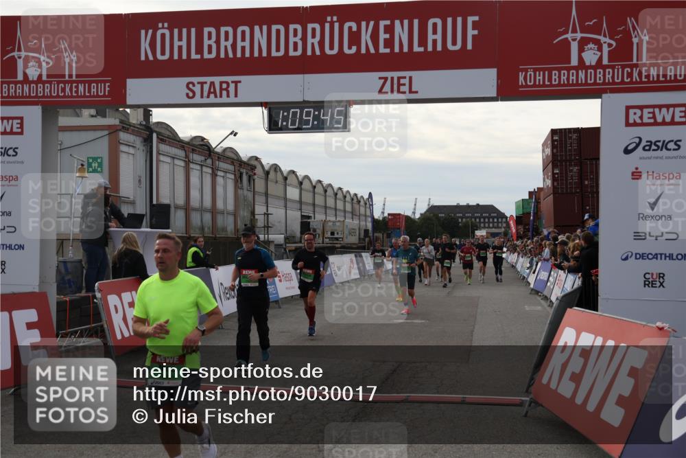 03.10.2025 - Köhlbrandbrückenlauf Julia Fischer http://msf.ph/oto/9030017 03.10.2025 16:09:45 Ziel 7305, 7306, 7452, 7498, 7583, 8814, 8826, 8834, 8984, 9024, 9097, 9150, 9301, 9419, 9567, 9671, 9748 meine-sportfotos.de
