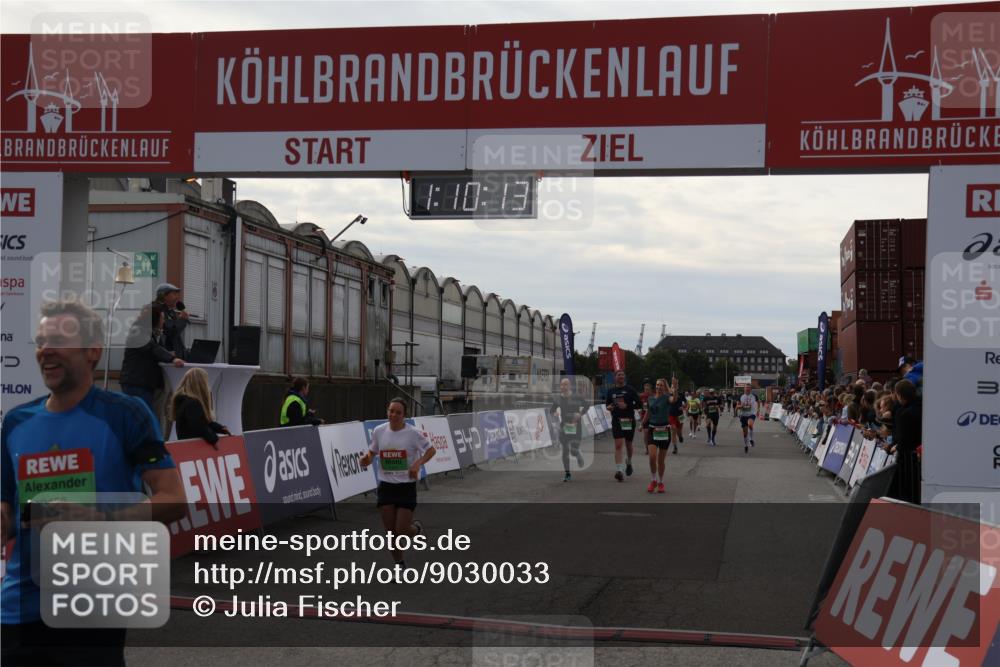 03.10.2025 - Köhlbrandbrückenlauf Julia Fischer http://msf.ph/oto/9030033 03.10.2025 16:10:14 Ziel 7273, 7421, 7437, 7528, 7529, 7753, 7764, 8882, 8932, 8989, 9090, 9323, 9347, 9348, 9349, 9458, 9601 meine-sportfotos.de