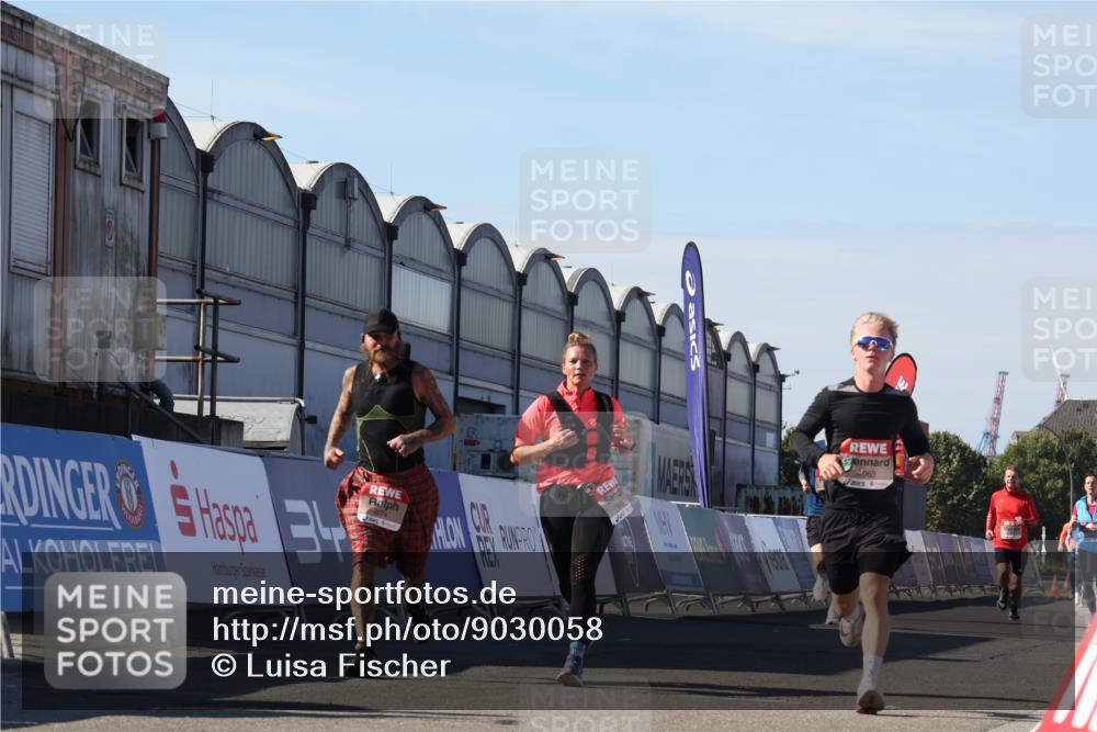 03.10.2025 - Köhlbrandbrückenlauf Luisa Fischer http://msf.ph/oto/9030058 03.10.2025 13:03:40 Ziel 4063, 4214, 4252, 4274, 4422, 4507, 5639, 5707, 5799, 6025, 6194 meine-sportfotos.de