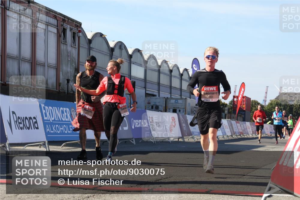 03.10.2025 - Köhlbrandbrückenlauf Luisa Fischer http://msf.ph/oto/9030075 03.10.2025 13:03:41 Ziel 4063, 4214, 4274, 4322, 4422, 4507, 5639, 5707, 5799, 6025 meine-sportfotos.de