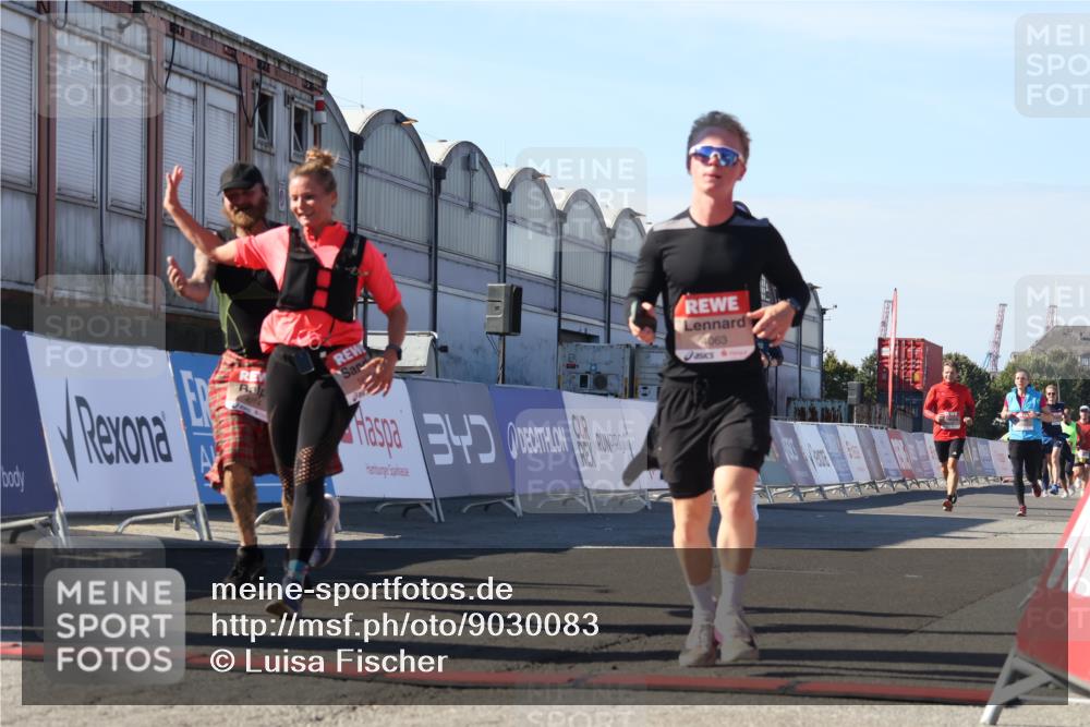 03.10.2025 - Köhlbrandbrückenlauf Luisa Fischer http://msf.ph/oto/9030083 03.10.2025 13:03:42 Ziel 4063, 4214, 4274, 4322, 4422, 4507, 5639, 5707, 5799, 6025 meine-sportfotos.de