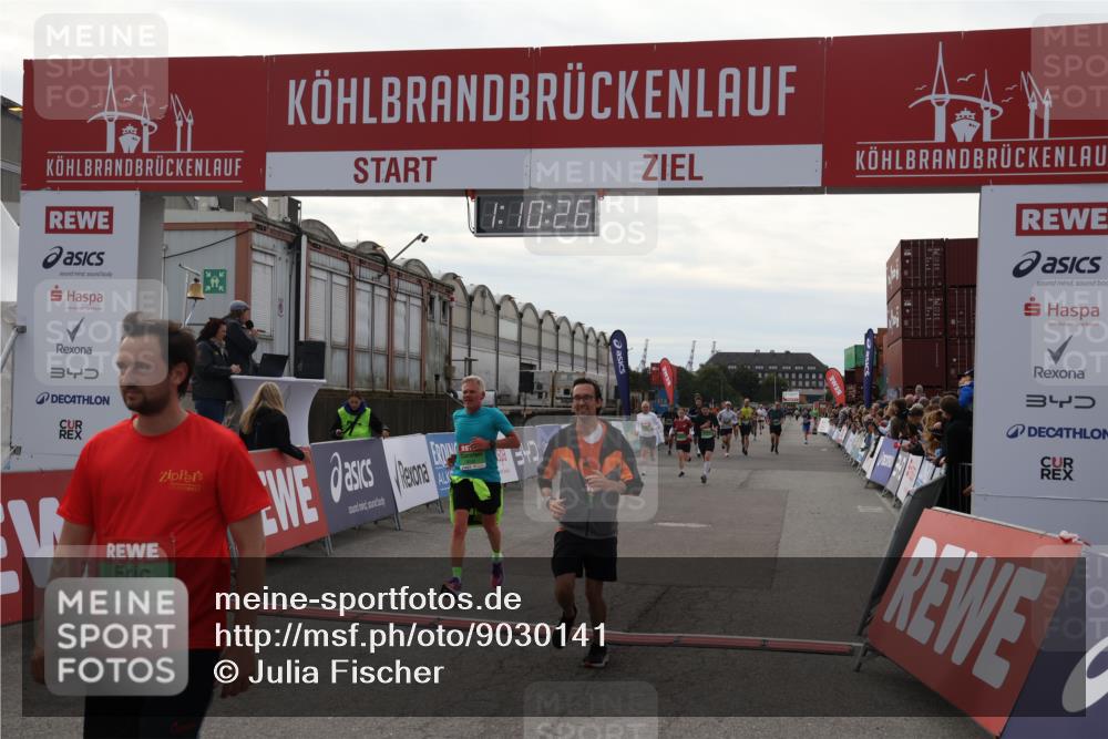 03.10.2025 - Köhlbrandbrückenlauf Julia Fischer http://msf.ph/oto/9030141 03.10.2025 16:10:27 Ziel 7126, 7139, 7217, 7304, 7384, 7385, 7421, 7648, 8097, 8932, 8989, 9348, 9349, 9542 meine-sportfotos.de