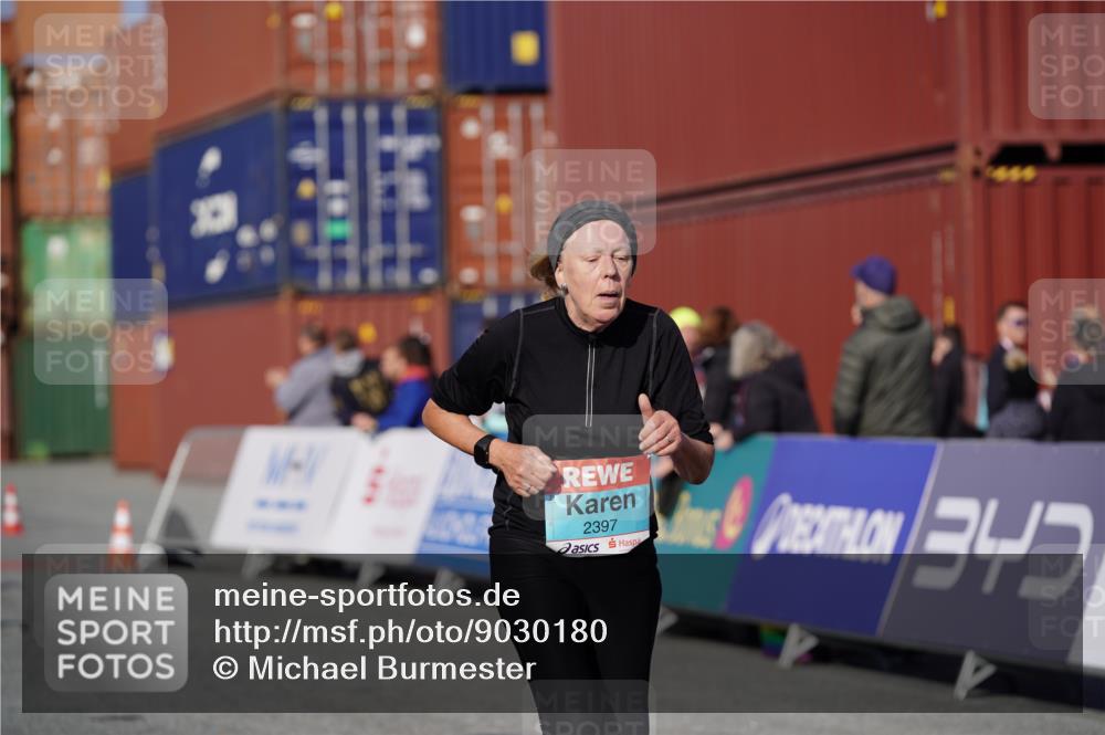 03.10.2025 - Köhlbrandbrückenlauf Michael Burmester http://msf.ph/oto/9030180 03.10.2025 10:35:21 Ziel 2232, 2397, 2755, 2936 meine-sportfotos.de