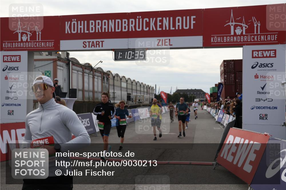 03.10.2025 - Köhlbrandbrückenlauf Julia Fischer http://msf.ph/oto/9030213 03.10.2025 16:10:36 Ziel 7112, 7126, 7384, 7385, 7534, 7543, 7552, 7562, 7648, 7844, 8097, 8153, 8798, 8950, 9542, 9652 meine-sportfotos.de