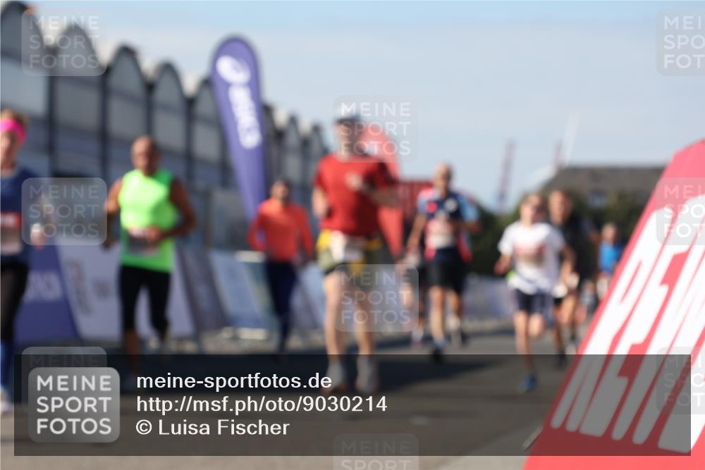 03.10.2025 - Köhlbrandbrückenlauf Luisa Fischer http://msf.ph/oto/9030214 03.10.2025 13:03:52 Ziel 4063, 4127, 4274, 4322, 4349, 5098, 5414, 5447, 5639, 5950, 6315, 6341, 6392, 6706 meine-sportfotos.de