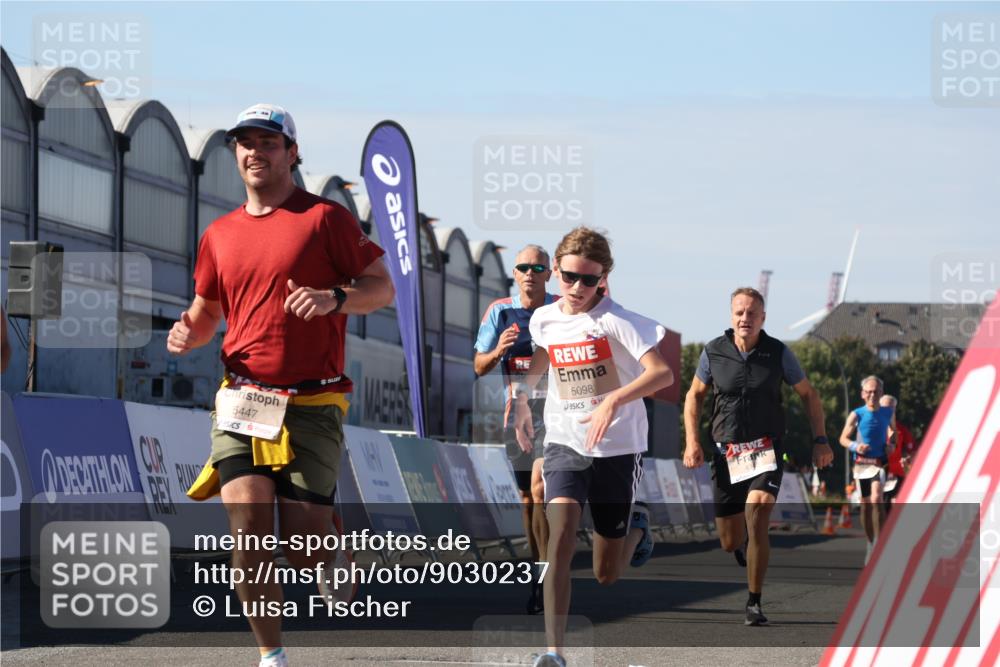 03.10.2025 - Köhlbrandbrückenlauf Luisa Fischer http://msf.ph/oto/9030237 03.10.2025 13:03:54 Ziel 4127, 4322, 4349, 5098, 5414, 5447, 5950, 6315, 6341, 6392, 6706 meine-sportfotos.de